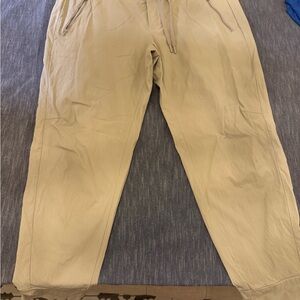 Athleta women's Beige Joggers